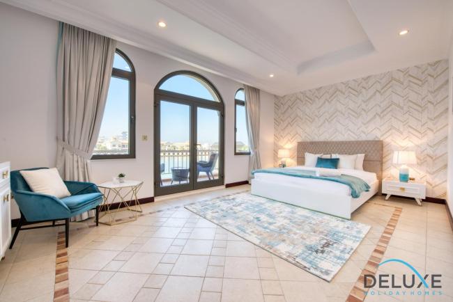 Luxe 6BR Villa with Private Pool on Palm Jumeirah Images_4