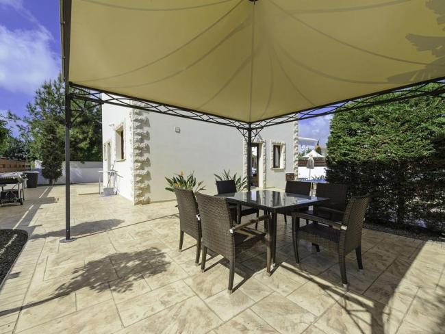 Villa Ithakis Modern 3BDR Protaras Villa with Pool Walking to Beaches and Amenities Images_2