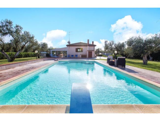 Alghero, Villa Don Carlos with swimming pool for 14 people Images_3