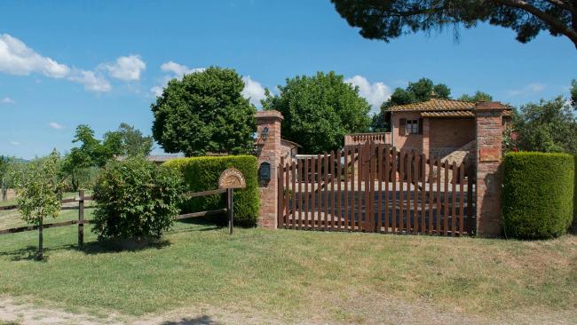 Podere La Selva 8&2 Images_1