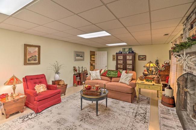 Private Hendersonville Hideaway with Fire Pit! Images_1