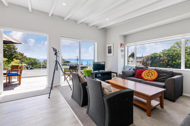 Tide and True - Algies Bay Holiday Home Images_3