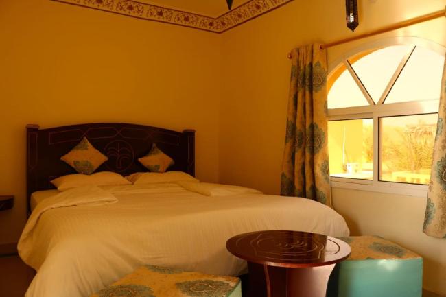 Golden Palm Oasis Wahibah Sands Images_2