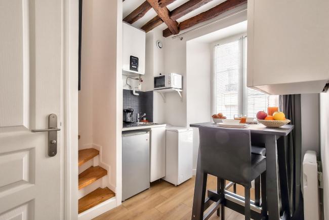 Charming Duplex Studio in the heart of Paris Images