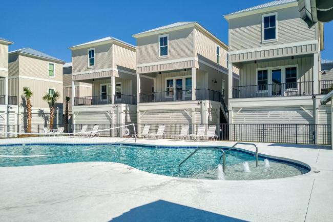 West Side Cottage #I - Back on Track Images_2