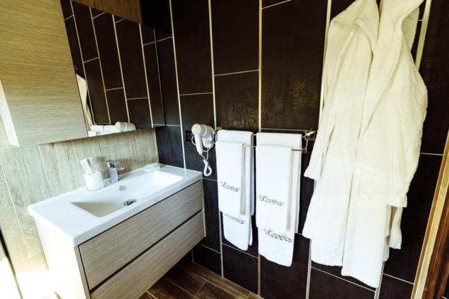 L’INVIDIA Images_5