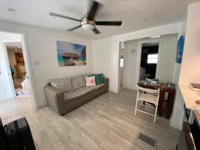 Tiny Lake Mobile Homes 6 different types to choose Images_5