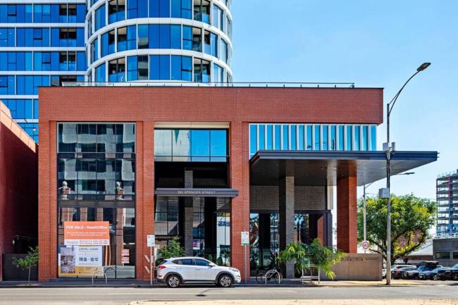 Stunning 1 BR Apt - West Melb - 7 min drive CBD Images_5