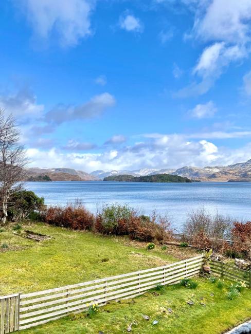 Loch Morar Private Suite Images_4