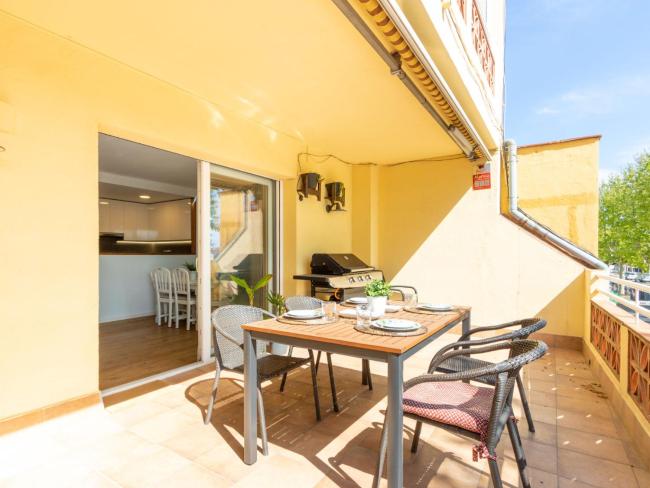 Apartment Port Emporda by Interhome Images_4