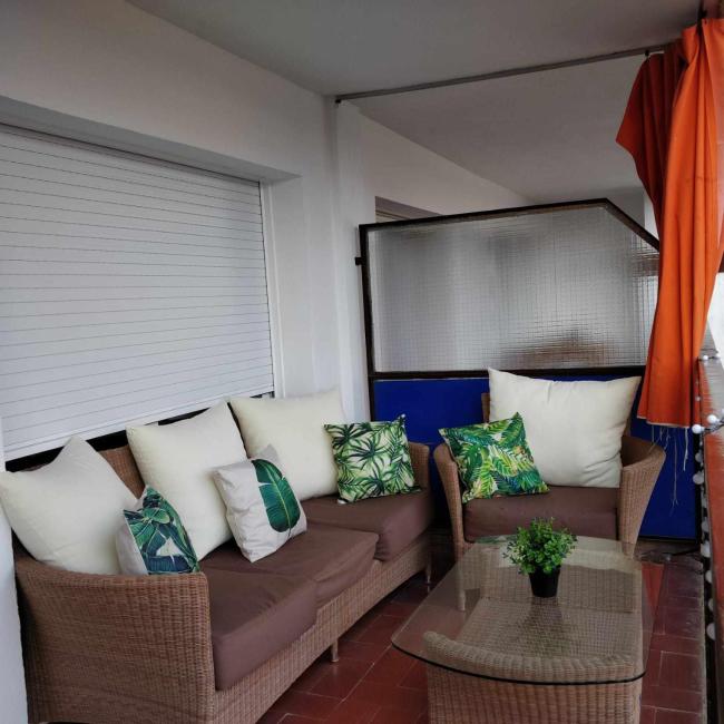 Pau Picasso New Apartamento con piscina wifi y aire acondicionado Images_3