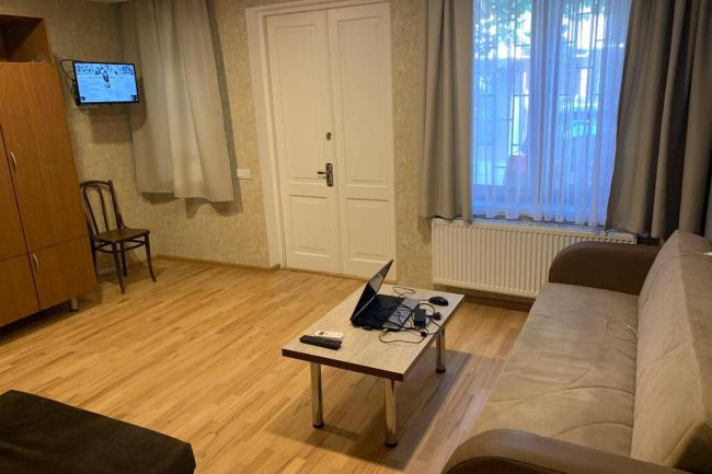 Private House , in the middle of the city, in 10 min. To Fabrika Images_4