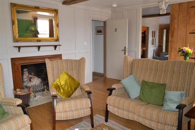 Flat 2 Dolphin Images_3