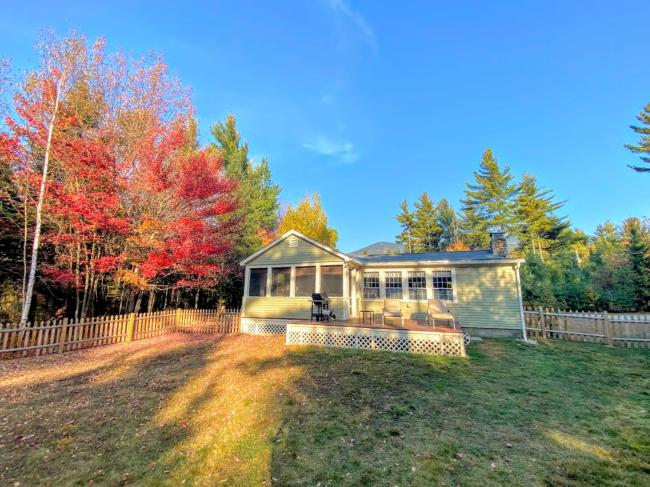 GC Adorable home 20 minutes from CannonFranconia Notch Fire Pit wifi laundry Pet friendly Images_1