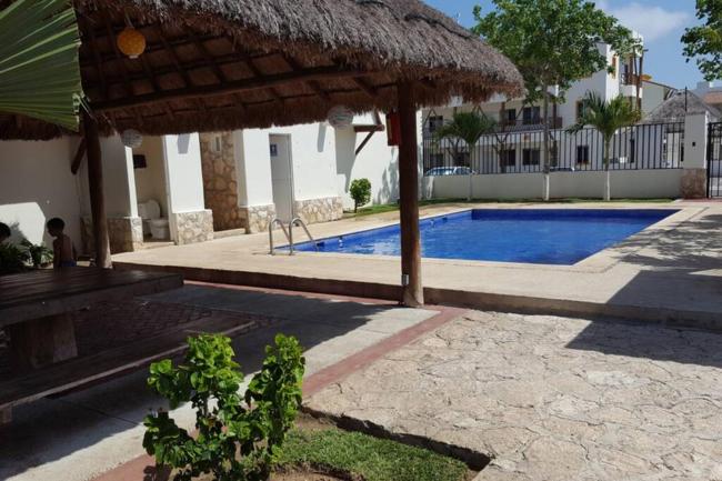 Cozy Beautiful Appartment with BBQ and Pool Area! Images_2