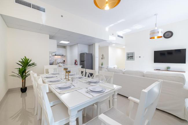 Charming 3 BR with walking distance to the Beach Images_5