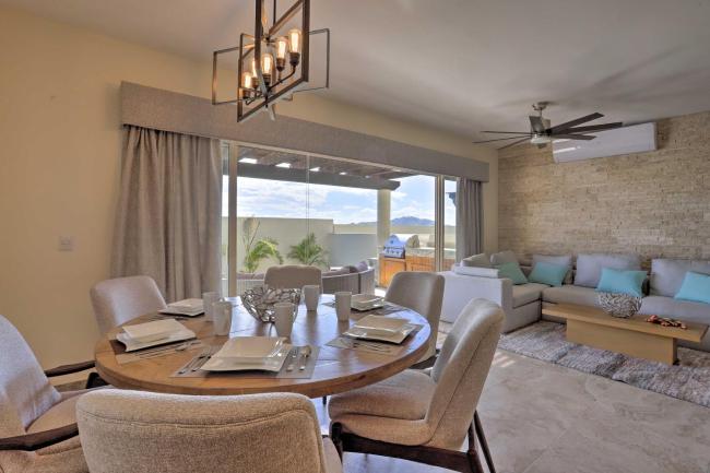 Luxe Cabo Casa with Own Rooftop Patio and Pool Access! Images_4