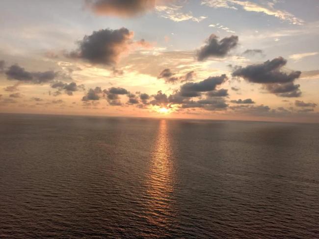 COMFORTABLE DEPARTAMENT IN FRONT THE SEA Images_1