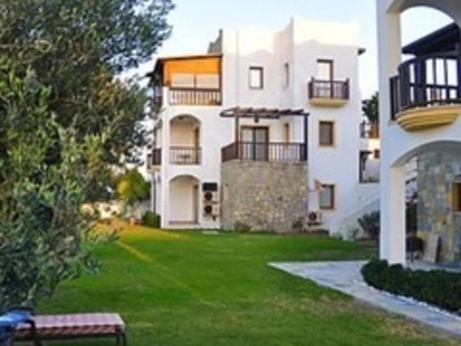 Comfortable 2 BR House with Garden and Shared Pool in Bodrum Images_1
