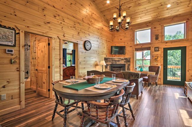 Gatlinburg Retreat with Game Room and Mtn Views! Images_4