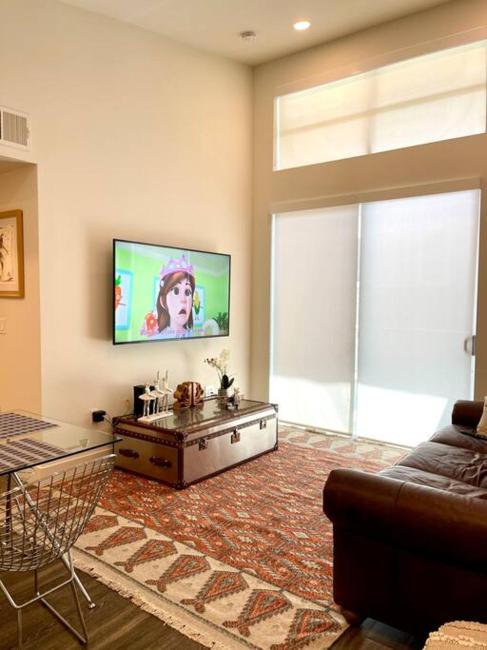 10 loft apartment heart of SM Images_5