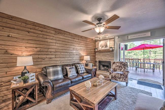 Updated Ruidoso Mountain Escape with Deck and Balcony! Images_3