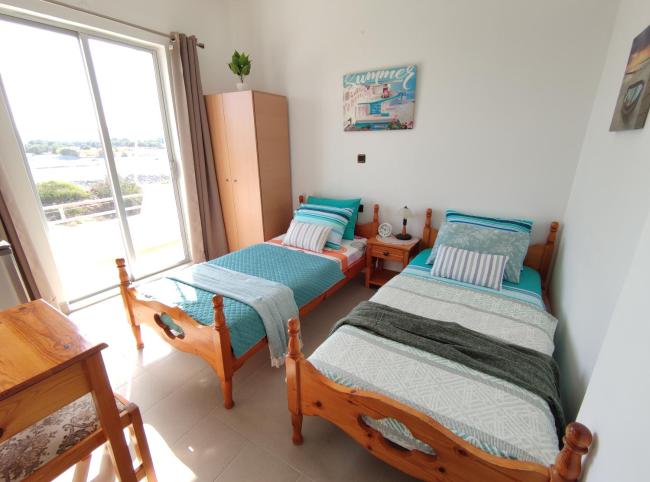 Apartment Just 3 minutes from the Beach Images_4