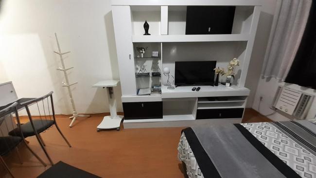 Flat com Wi-Fi e perto da praia de Copacabana Images_5