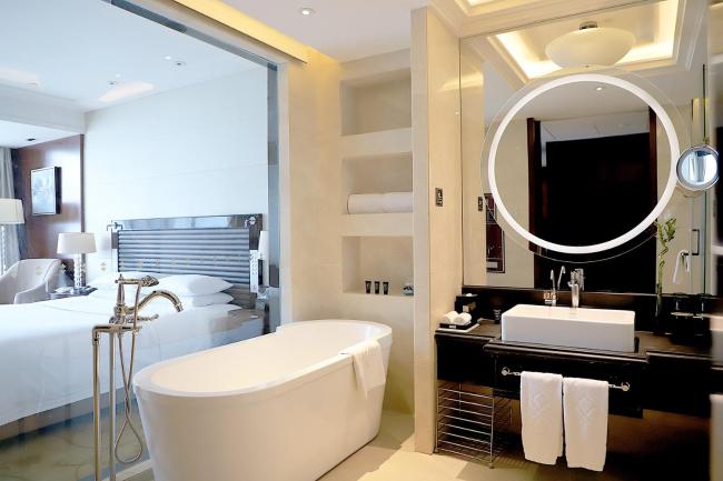 Noble International Hotel Images_3