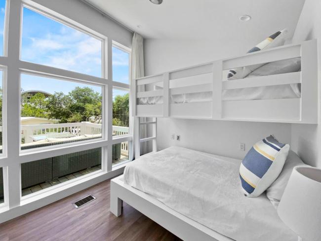 Paradiso Too home Images_3