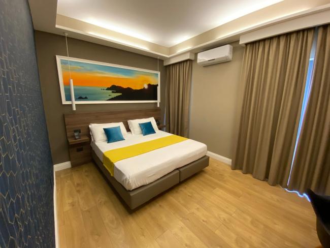 7th Floor Suite Images_4