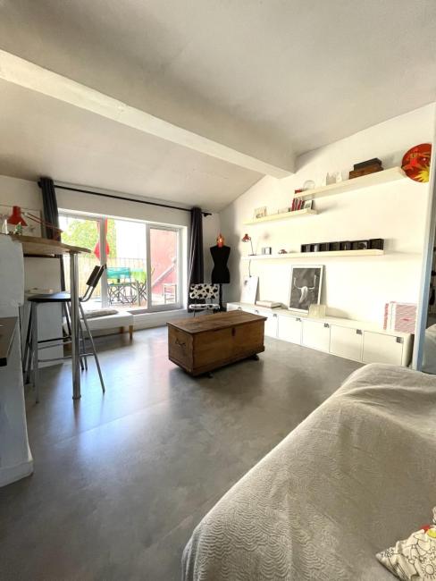 CHARMING apt with LARGE TERRACE in MARSEILLES! Images_2