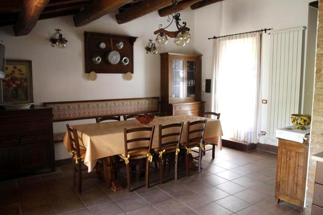 Paciano Villa Sleeps 7 Pool WiFi Images_1