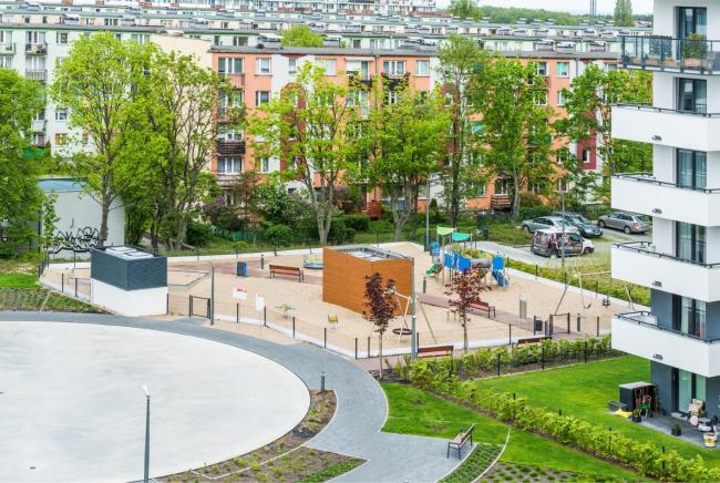 Nadmorskie Spectrum,blisko plaży z widokiem na morze Images_1