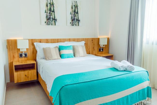 Modern Condo with private picuzzi just steps from the beach - A303 Images_5