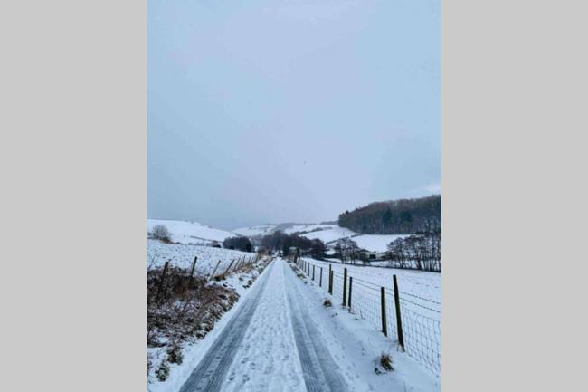 The Caravan at Ellerburn, where time stands still Images_4