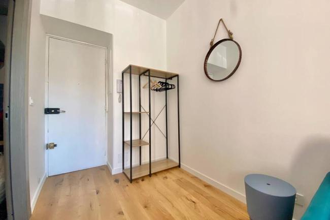 Superbe studio refait à neuf proche gare Images_1