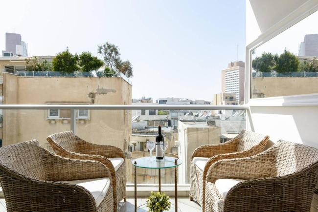 Luxury & Design Apt - Steps To Frishman Beach Images_3