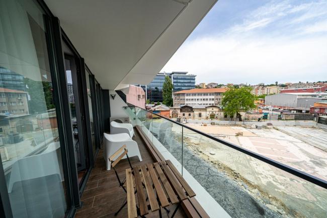 Classy, quality furnished residence-Gym&Pool&Sauna Images_3