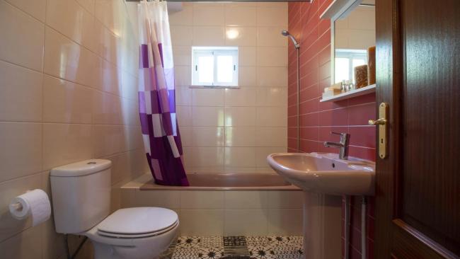 Quarto 2 Premium - Casa Moinho da Ponte Images_1