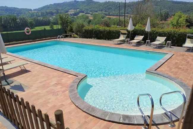 Fighille Villa Sleeps 3 with Pool and WiFi Images_2