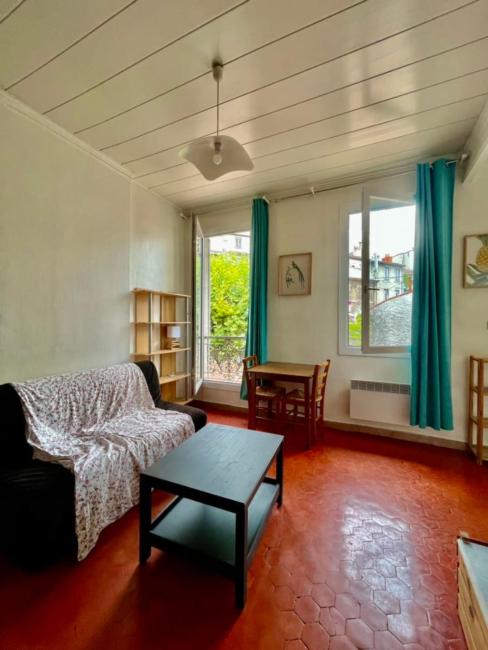 CHARMING studio at 10 min from the OLD PORT Images_1