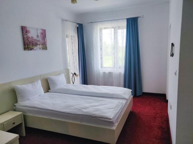Apartamente 9 Images_2