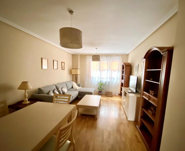 Piso con patio a 50 metros de la Catedral Images_1