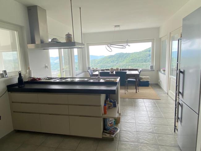 Pool villa with wide view on Langhe Hills Images_4