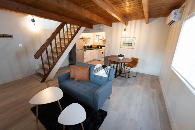 Basecamp Lodge - luxurious A-frame loft with fireplace Images_3