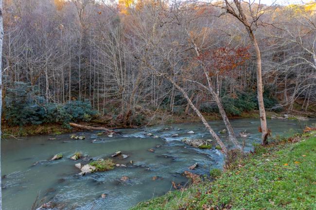 Edgewater at Eagles Nest - river front cabin for two, amenities Images_5
