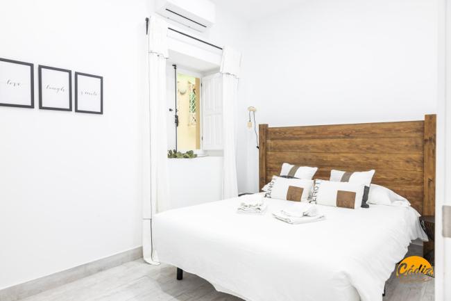 Casa del Mercader by Cádiz Time Apartments Images_5