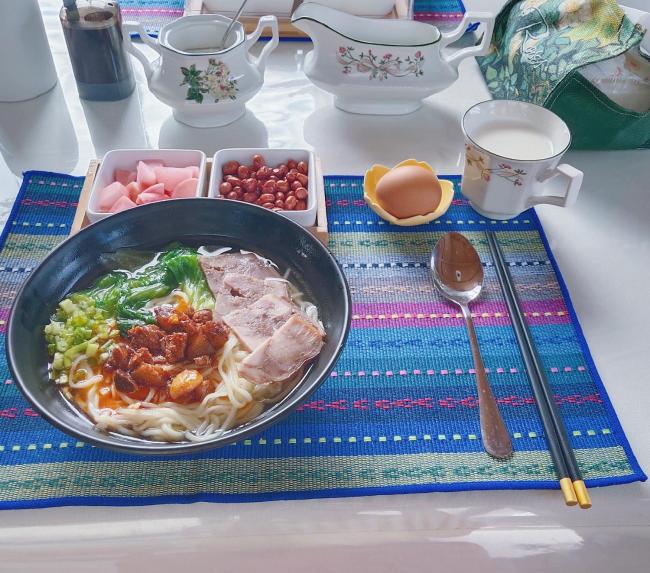 Lost in Dali Images_1