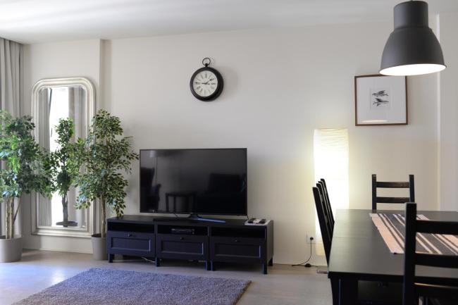 Lux Apartment with Pool and Garage Images_2